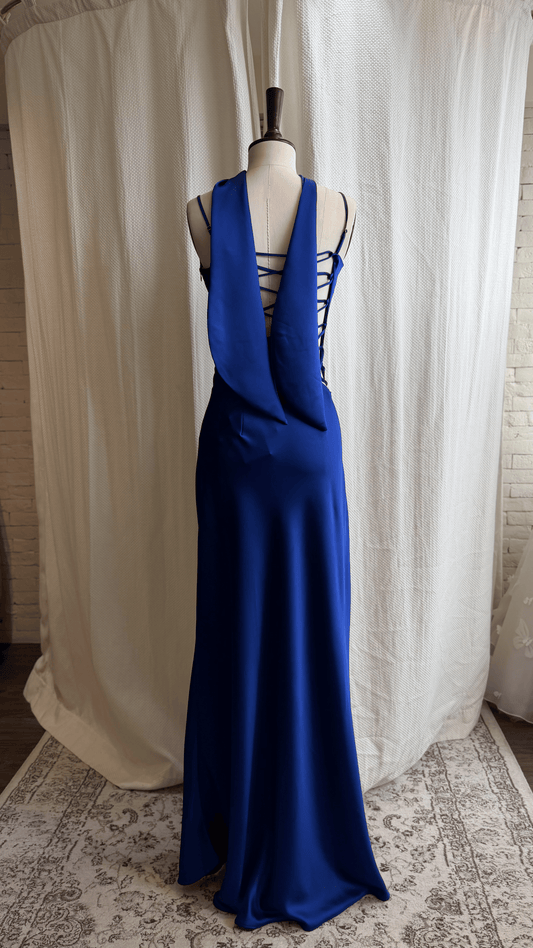 Radne Blue